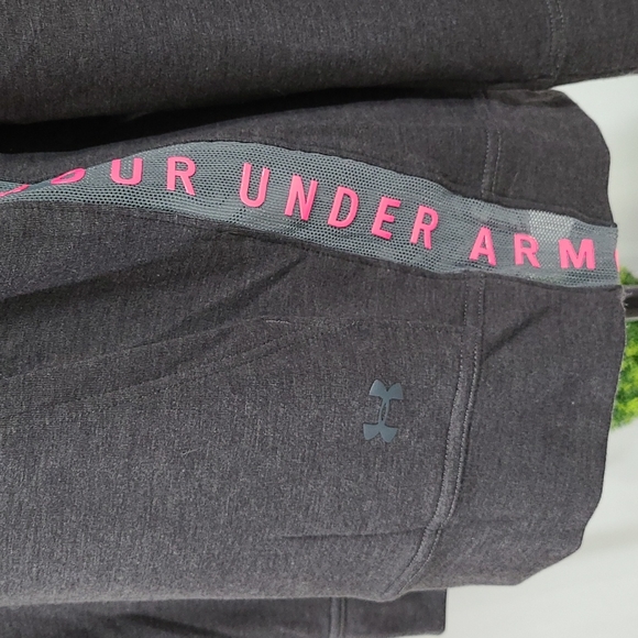 Under Armour Hoodie - Picture 9 of 13
